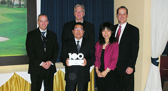 2011年4月，在意大利召开的惠而浦全球100周年庆典活动总，8590am海洋之神官网集团荣获“*具竞争力大奖”